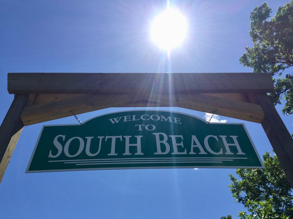 South Beach Welcome Sign